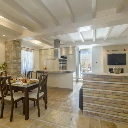Prázdninový dům Pithari House *