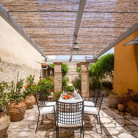 Pithari House *