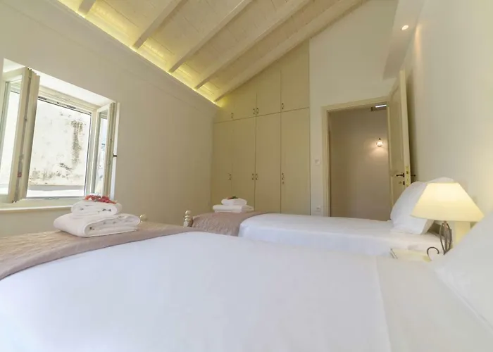 Pithari House * Corfu (city)